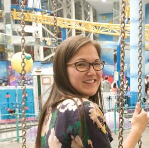 Meet your Posher, Lina